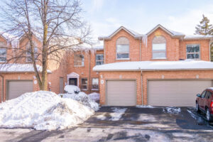 Read more about the article 38-2065 Sixth Line, Oakville