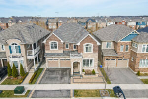Read more about the article 1187 Mceachern Court, Milton