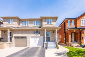Read more about the article 1801 Creek Way, Burlington