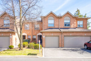 Read more about the article 38-2065 Sixth Line, Oakville