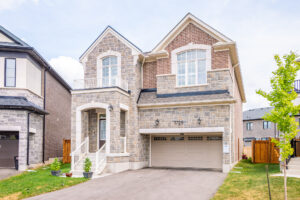 Read more about the article 1725 Thames Circle, Milton