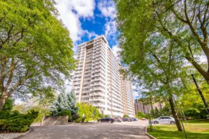 Read more about the article 509-1580 Mississauga Valley Blvd, Mississauga