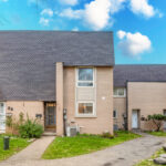 Read more about the article 77-1235 Radom Street, Pickering