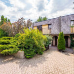 Read more about the article 17-1250 Mississauga Valley Blvd, Mississauga